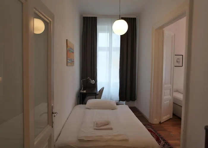 Casa Nostra - Ausgefallene Am Augarten